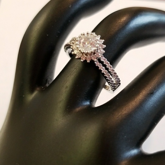 White Gold Filled Hearts & Arrows Ring, Size 7 New - Picture 7 of 8